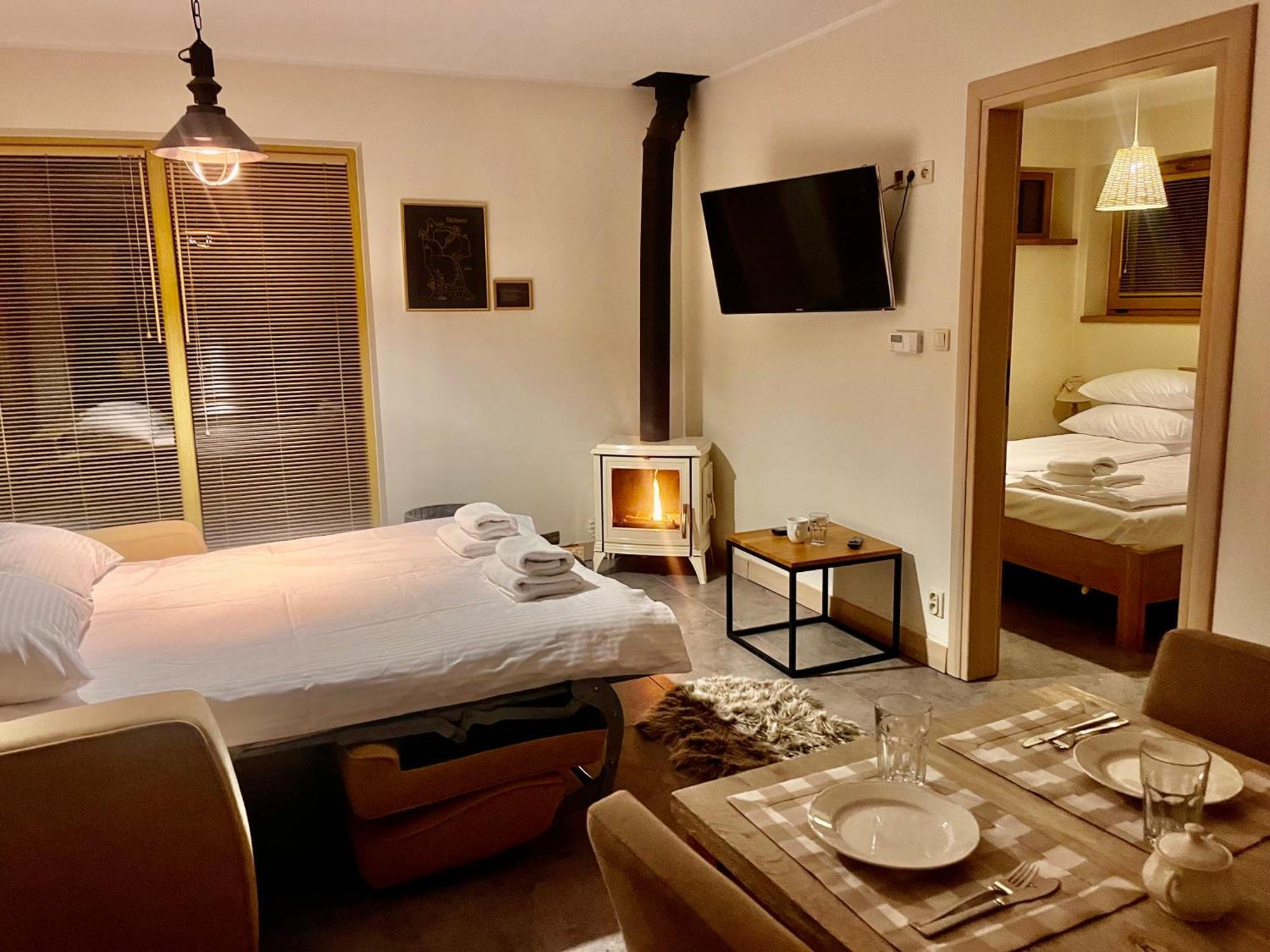 Mazursko - Komfortowe Apartamenty Nad Jeziorem, Sauna, Kominki Na Parterze Кретовини Екстериор снимка
